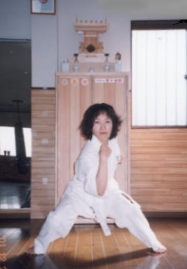 2002.1.13.karate.yumi-4.jpg (14159 oCg)