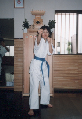 2002.5.12.karate.yumi-2.jpg (41838 oCg)