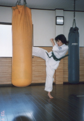 2003.9.7.karate.midoriobi-2.jpg (35906 oCg)