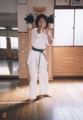 2004.1.11.karate.yumi-2.jpg (40850 oCg)