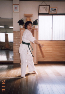 2004.1.11.karate.yumi-5.jpg (40673 oCg)